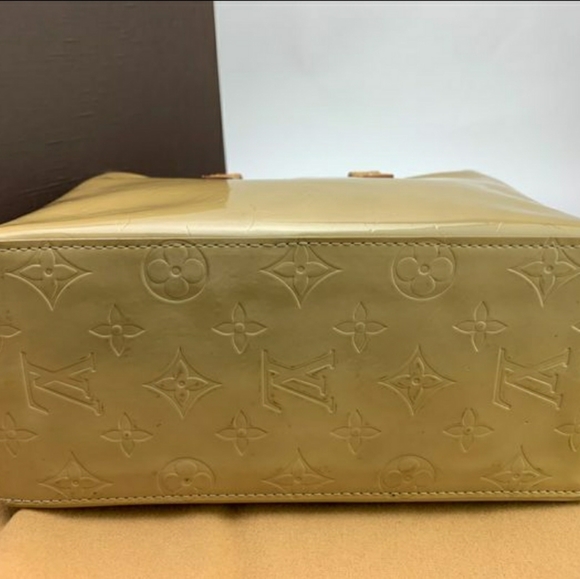 Louis Vuitton Reade ⛔NO LONGER AVAILABLE ⛔ - Picture 10 of 16